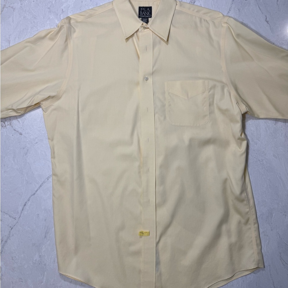 Jos. A. Bank Men's long-Sleeve Dress Shirt - Light Yellow